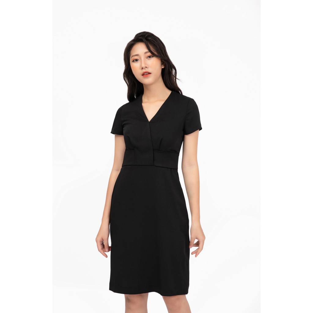 Đầm liền màu đen HeraDG Size S - SDC19015