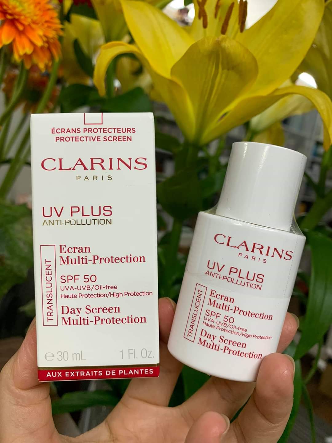 KEM CHỐNG NẮNG CLARINS trắng
