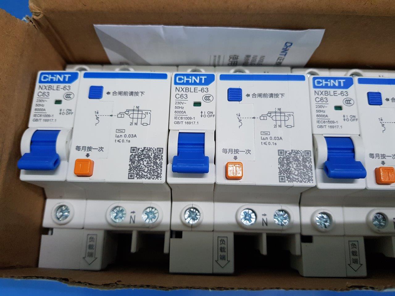 Attomat chống dòng dò (Cầu dao chống giật)  Chint NXBLE-63 1P+N 63A