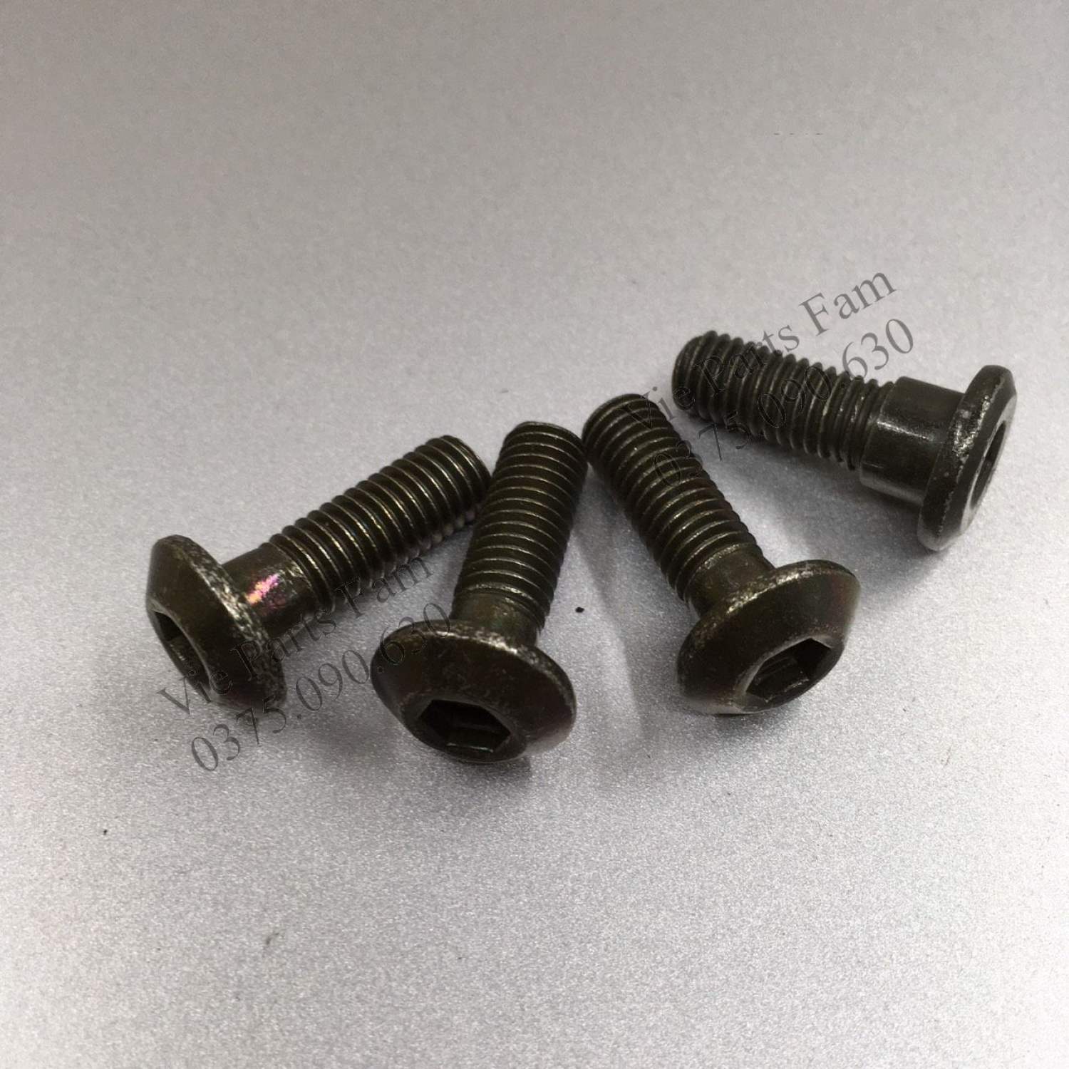 Bộ 4 con ốc thắng phanh đĩa xe Yamaha