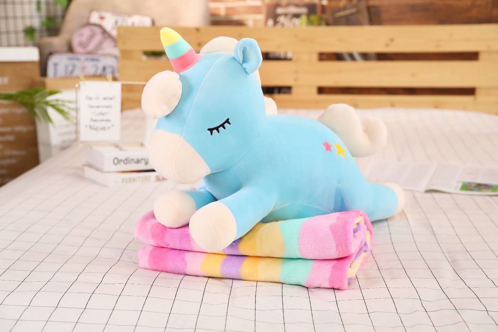 Gối mền gấu bông kỳ lân dài 60cm