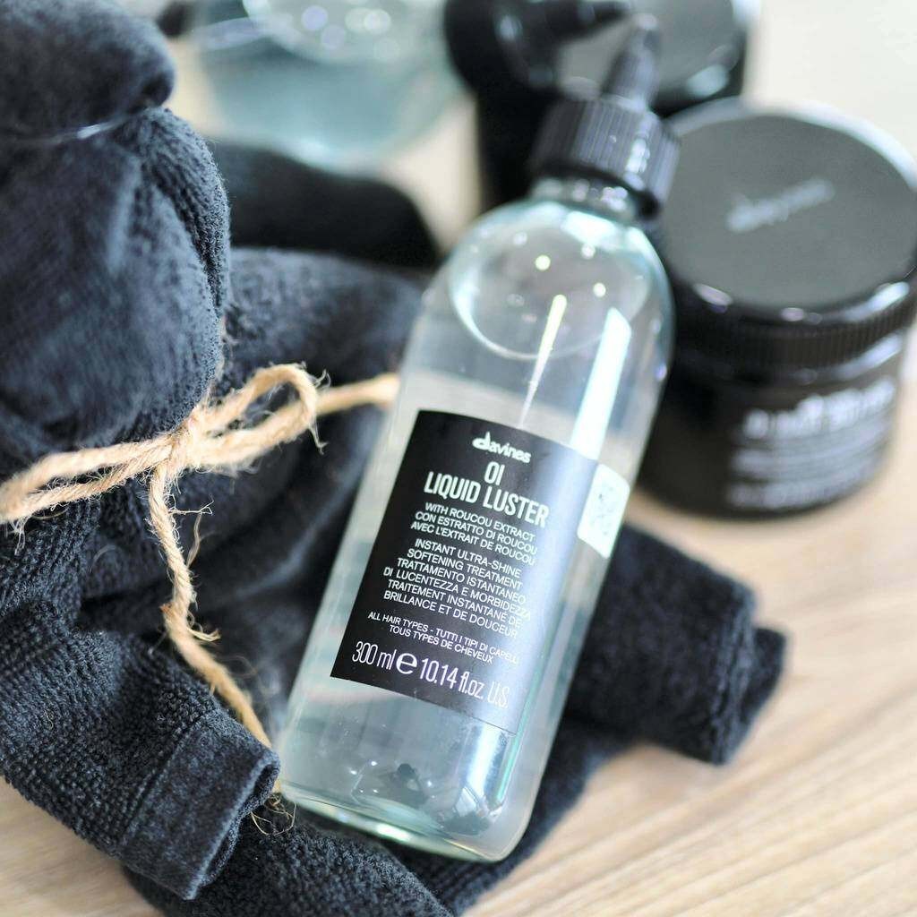 Dưỡng tóc davines tăng độ bóng mượt tức thì cho tóc oi liquid luster 300ml.