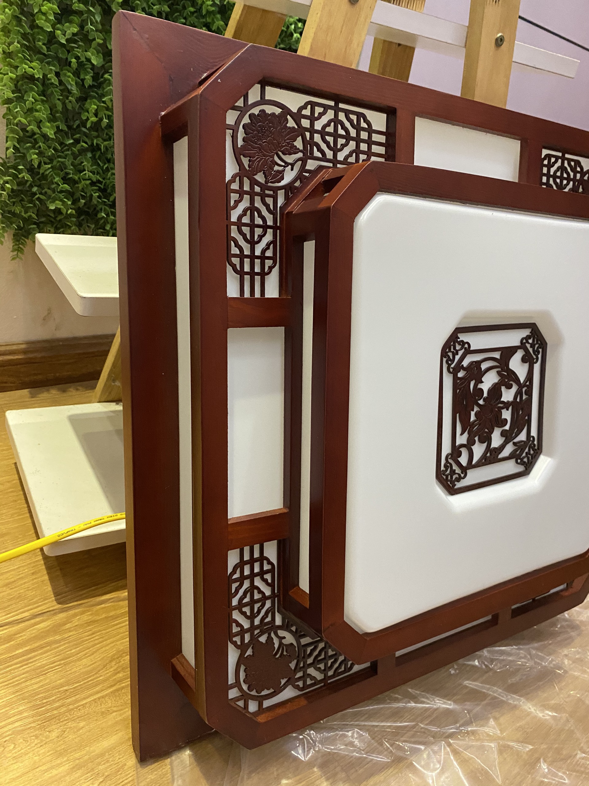 Đèn Trần- Đèn Trang Trí Trần Gỗ PGT Cao Cấp