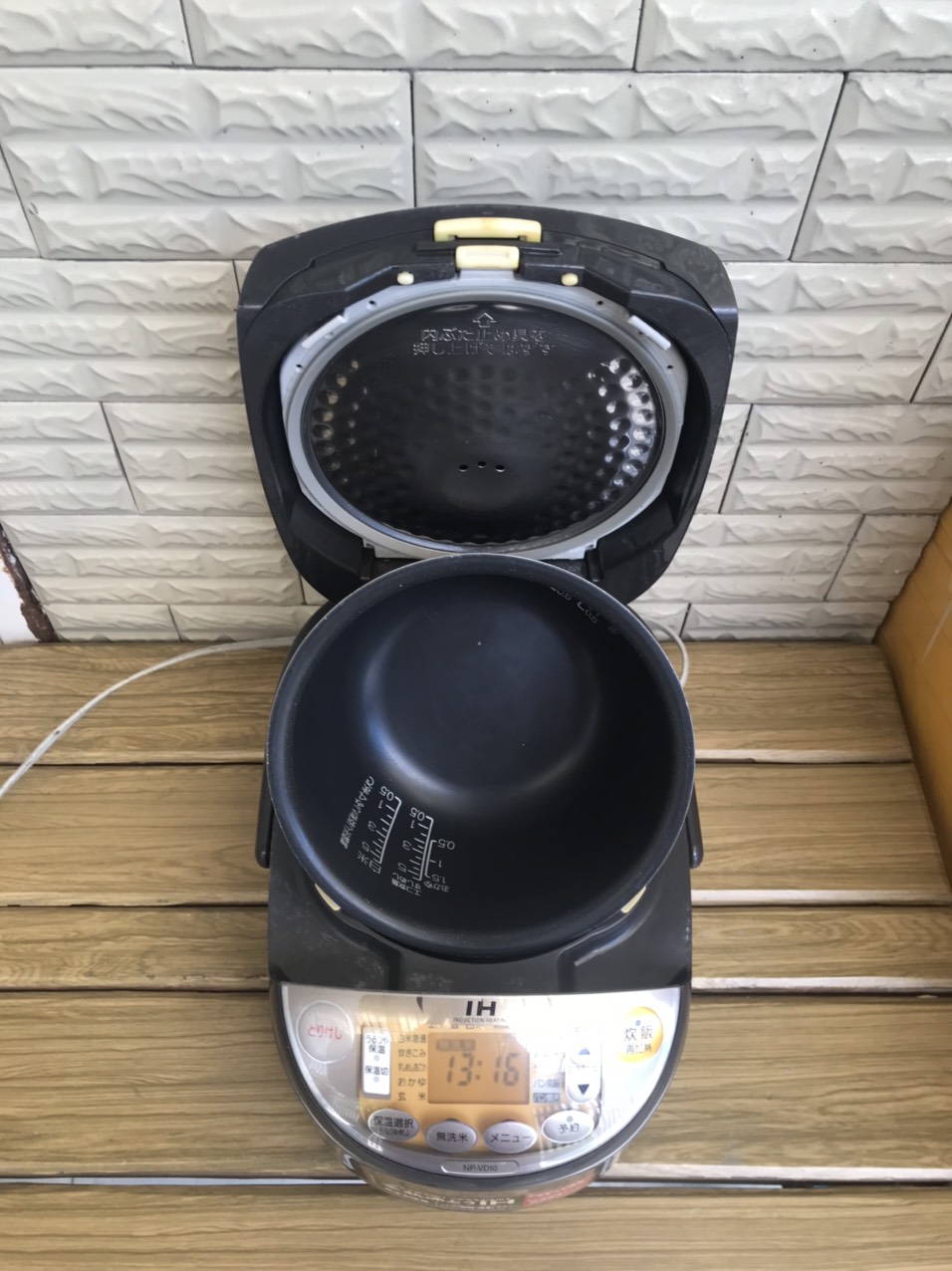 Nồi cơm điện cao tần Nhật Bản Panasonic áp suất điện tử date cao 2019