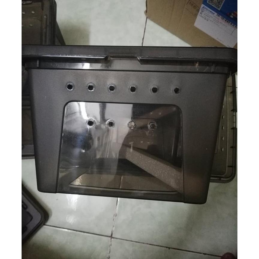 [HCM]Hộp nuôi pet màu đen (32*22*15cm)