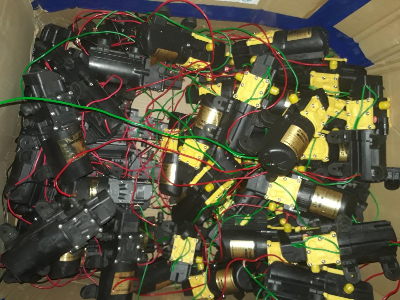 Máy bơm sinleader 12v + Adapter 12v 5A