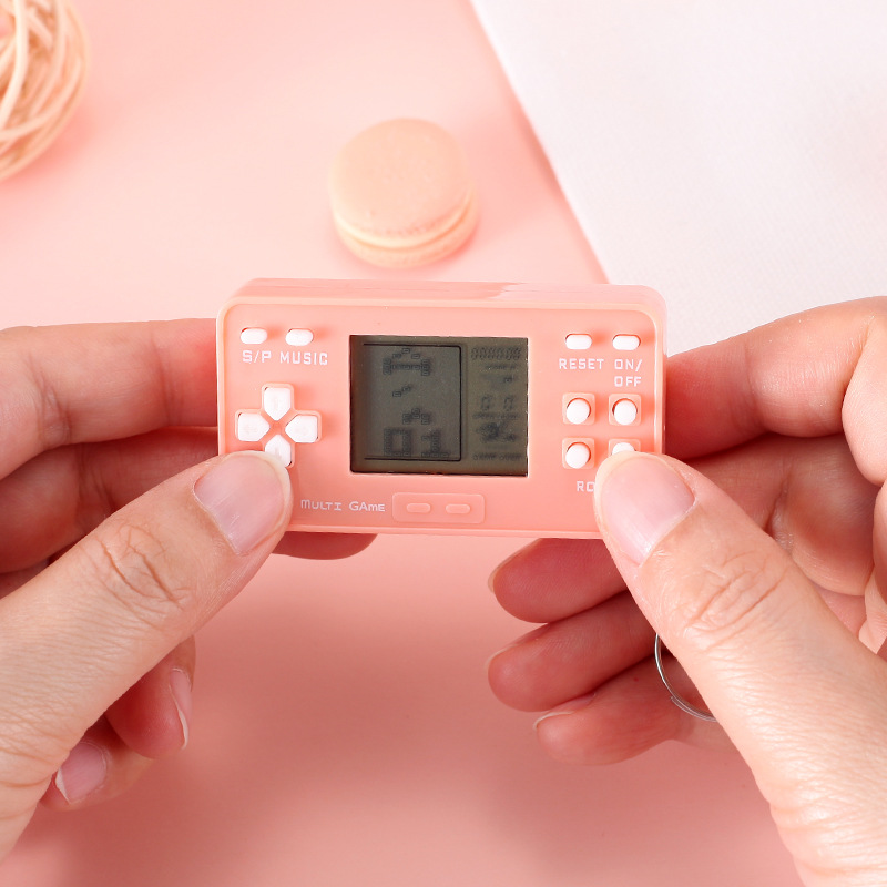 Móc khóa máy chơi game, mốc khóa mini máy chơi game xếp gạch
