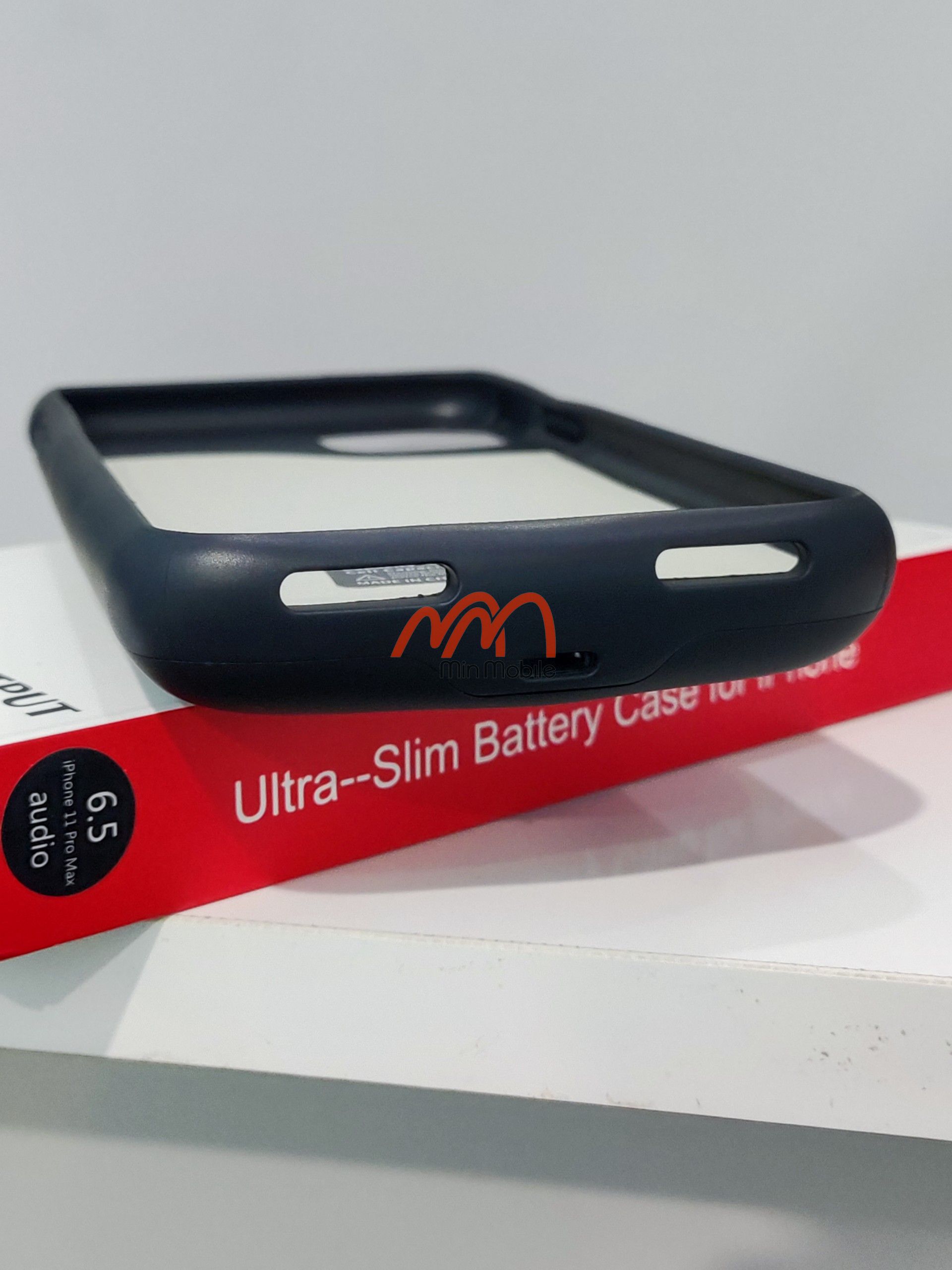 Ốp lưng kiêm sạc dự phòng iPhone 11 Pro 5000mAh NewDery