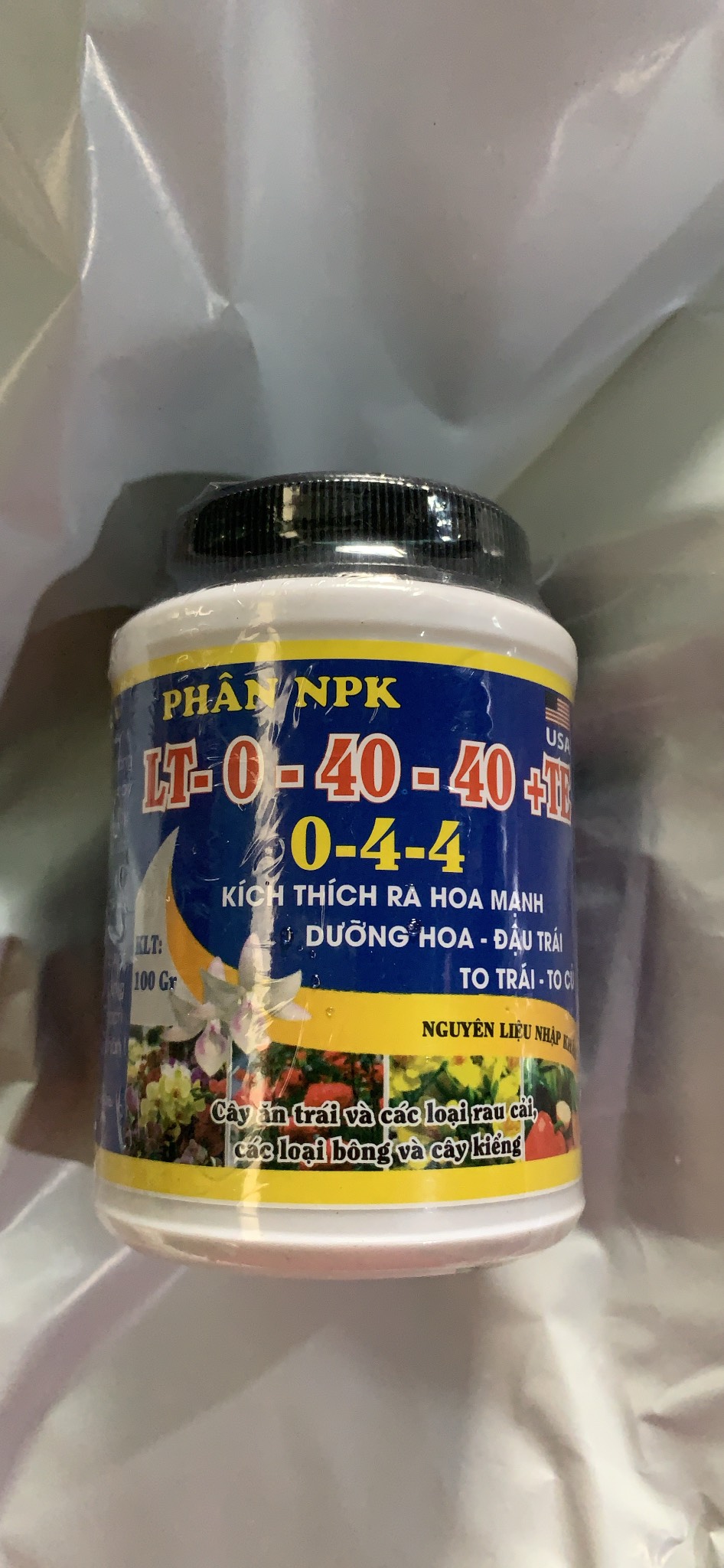 Sản phẩm phân npk 0-40-40+te kích thích ra hoa lọ 100gr td