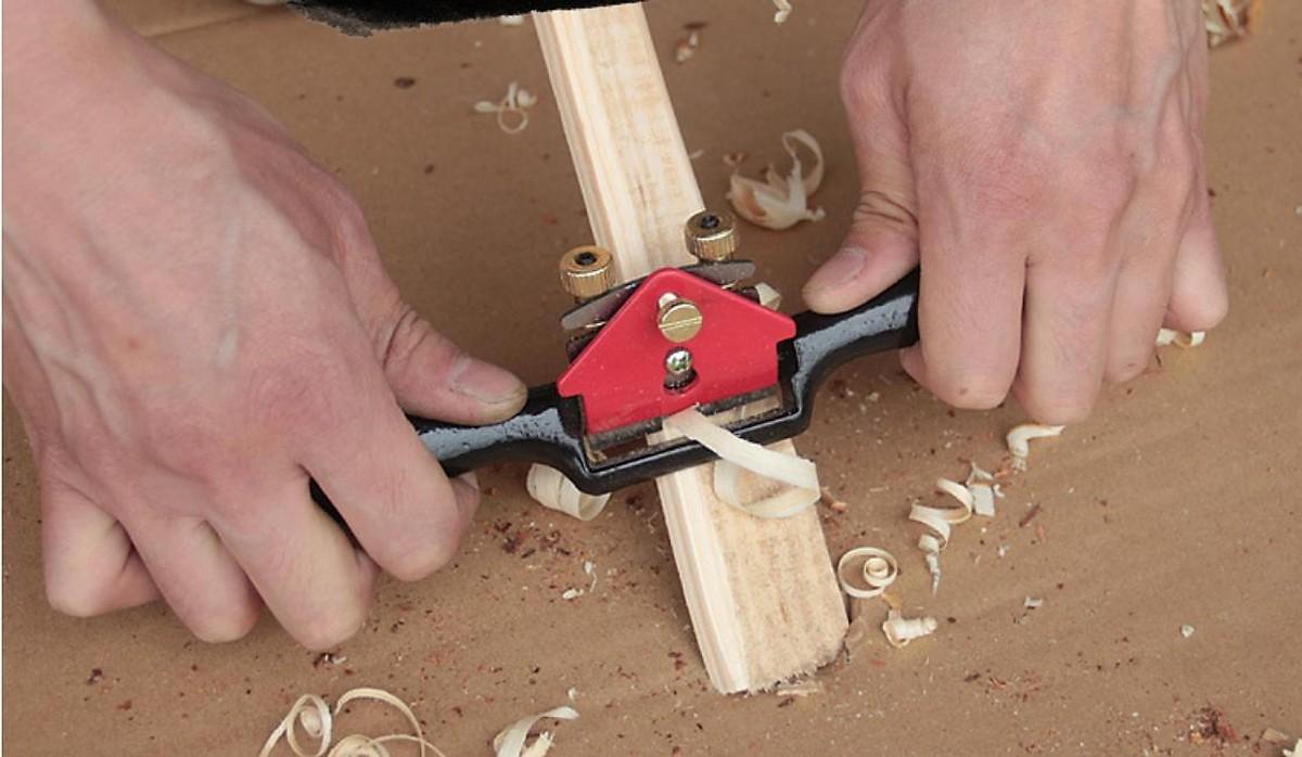 Bào Gỗ Cầm Tay Mini