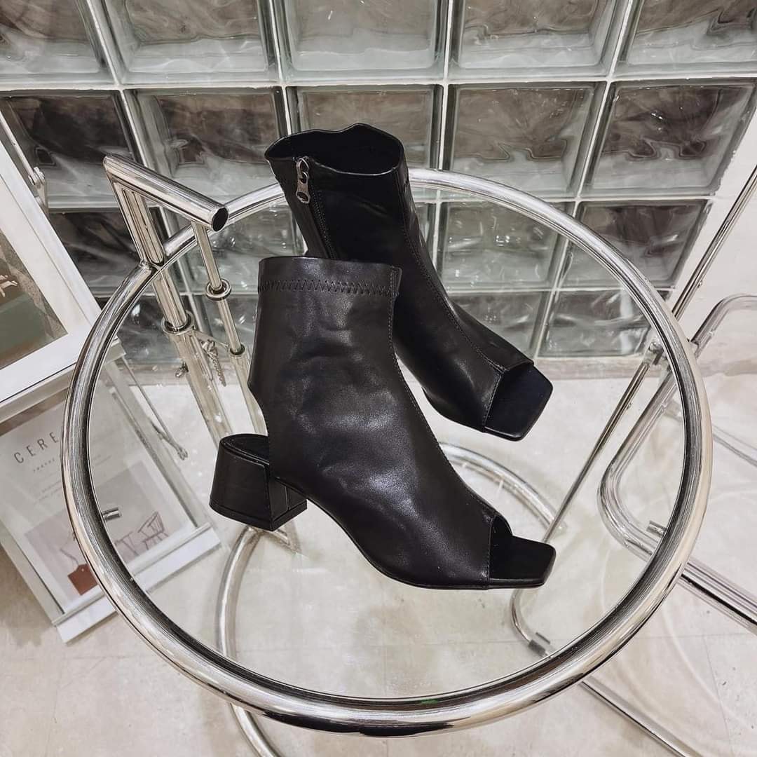 Giày bốt rọ nữ cổ lửng giày chiến binh nữ cao gót mẫu mới đế vuông 10 phân Boot Shoes