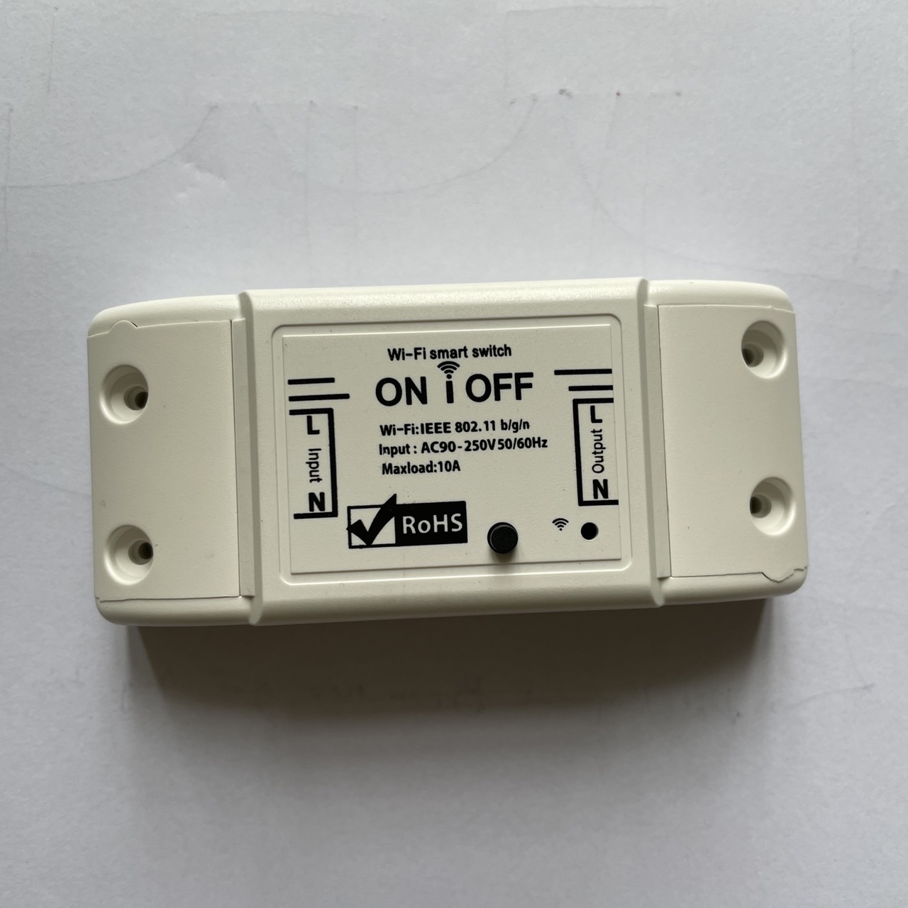 Công Tắc Wifi Điều Khiển Từ Xa Tuya Basic
