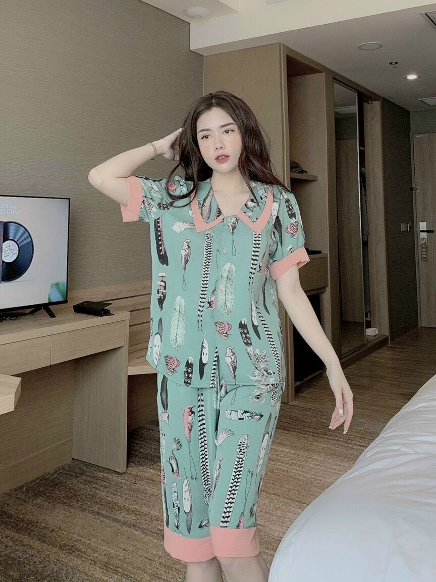 Bộ Pijama lửng Lụa Mango cao cấp mềm, mát, mịn lộn xộn( Size 40 - 62kg)