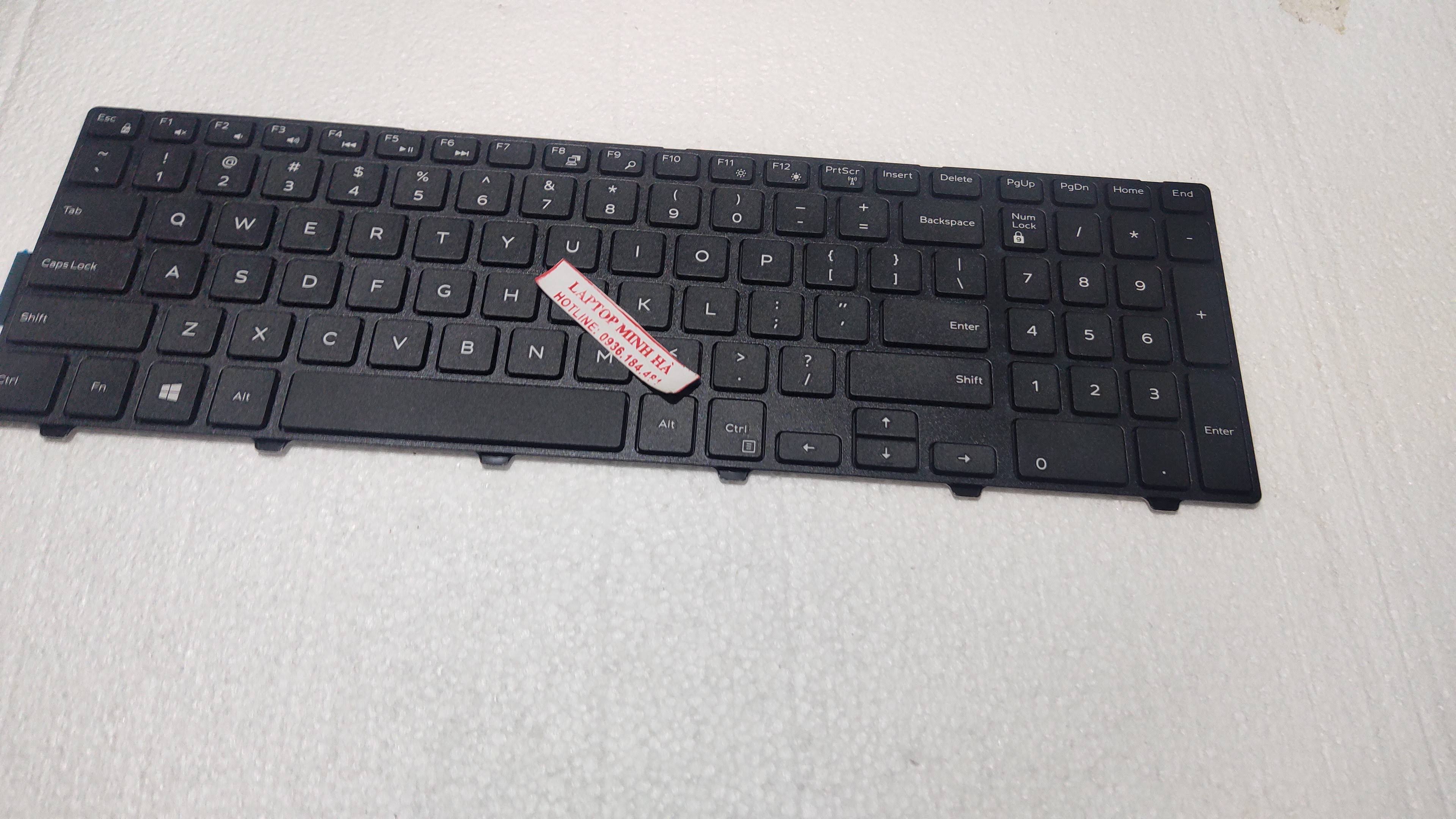 Bàn phím laptop Dell Inspiron 5559 zin