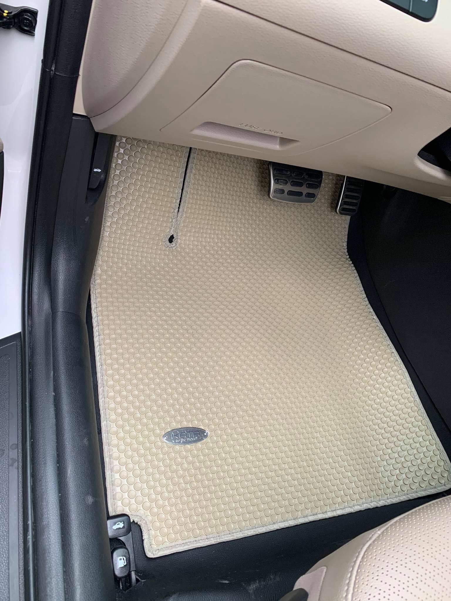 Car mat for Hyundai Elantra
