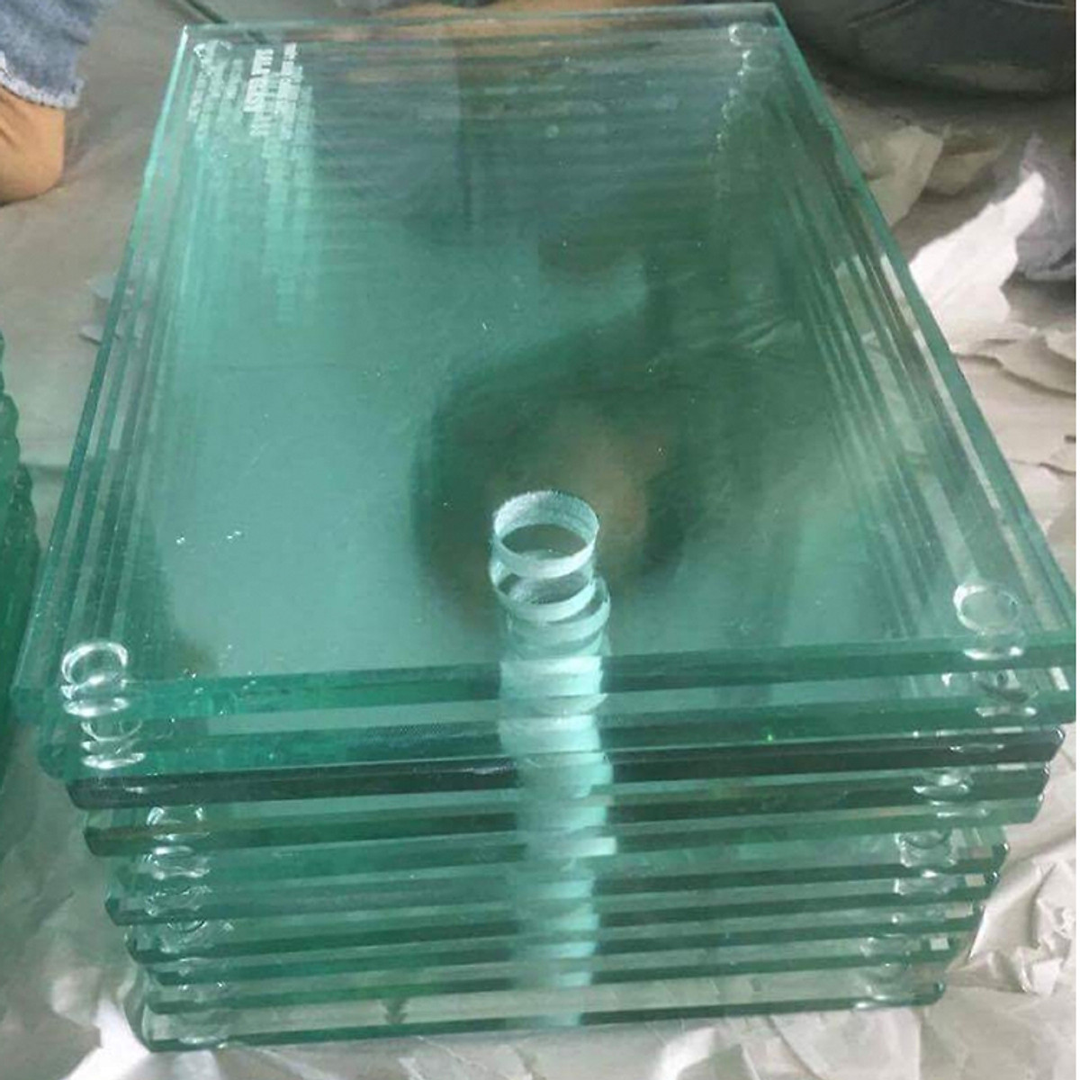 Thớt Kính Cường Lực Siêu Bền Qt