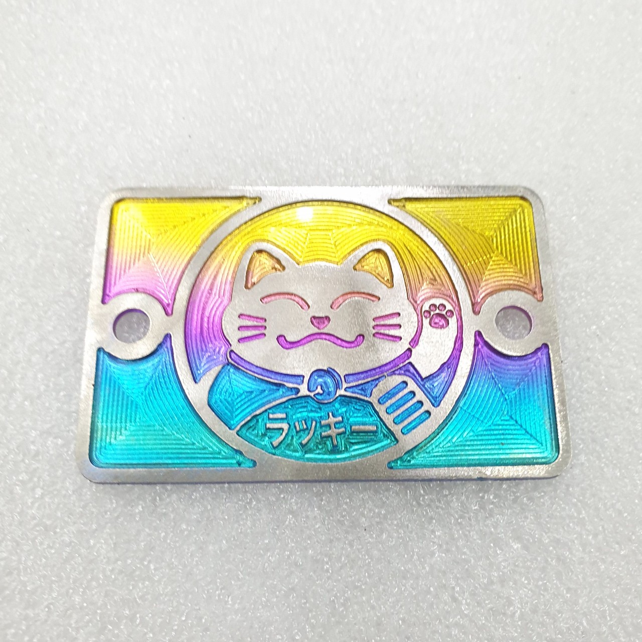 TEM TITANIUM 3D DÁN NẮP DẦU SONIC
