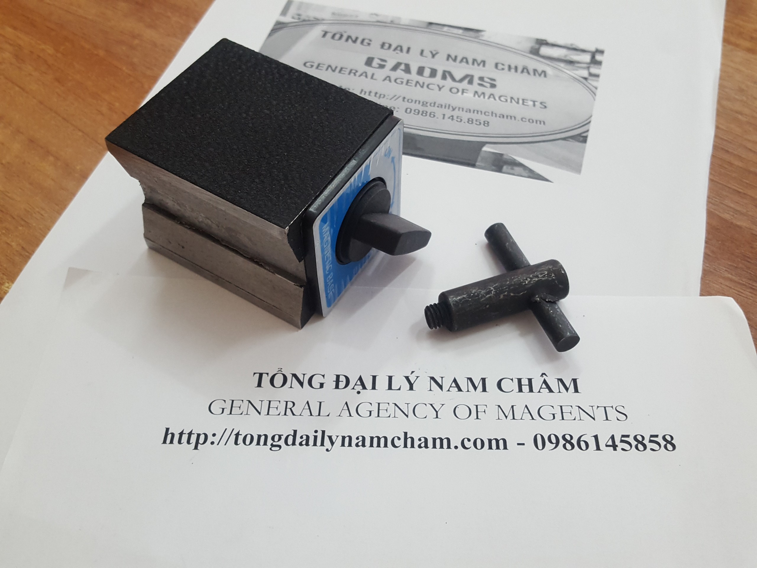 Dụng Cụ Từ Tính Nam Châm On/Off 60Kg