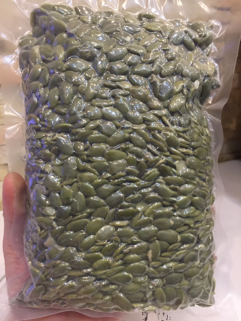 500 GRAM NHÂN HẠT BÍ ĐÃ TÁCH VỎ ẤN ĐỘ (túi hút chân không)