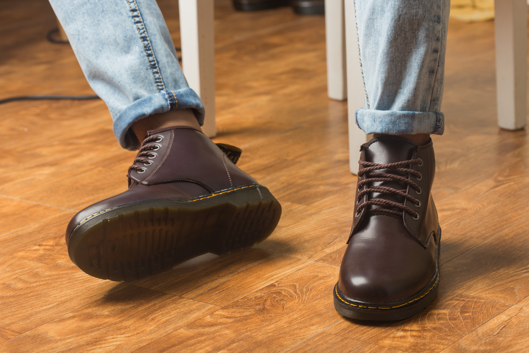 Giày Cao Cổ Nam AROTI Boot Da Chất Đẹp Cao Cấp Chống Thấm Nước, Đế Khâu Siêu Bền Form Dáng Thể Thao, Mạnh Mẽ, Cực Nam Tính M354-N-LZ12