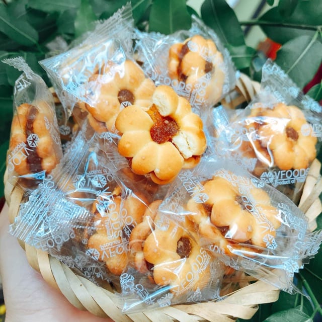 Bánh Hoa Mai Nhân Khóm Thái -  500G