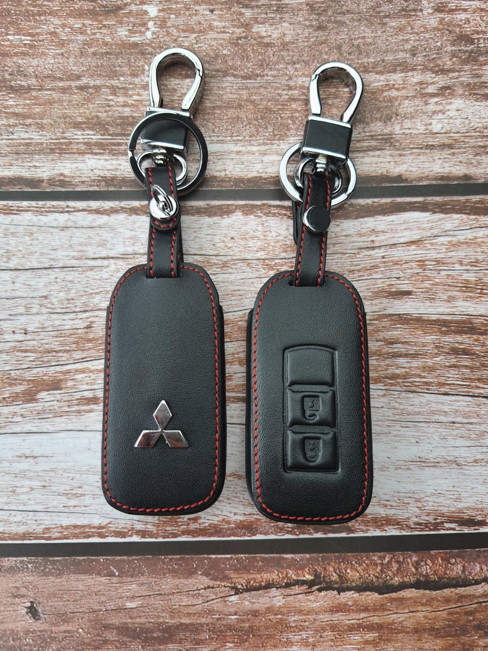 Bao Da Chìa Khóa Mitsubishi Xpander, Outlander, Attrage, Mirage (Da Thật) Logo 3D