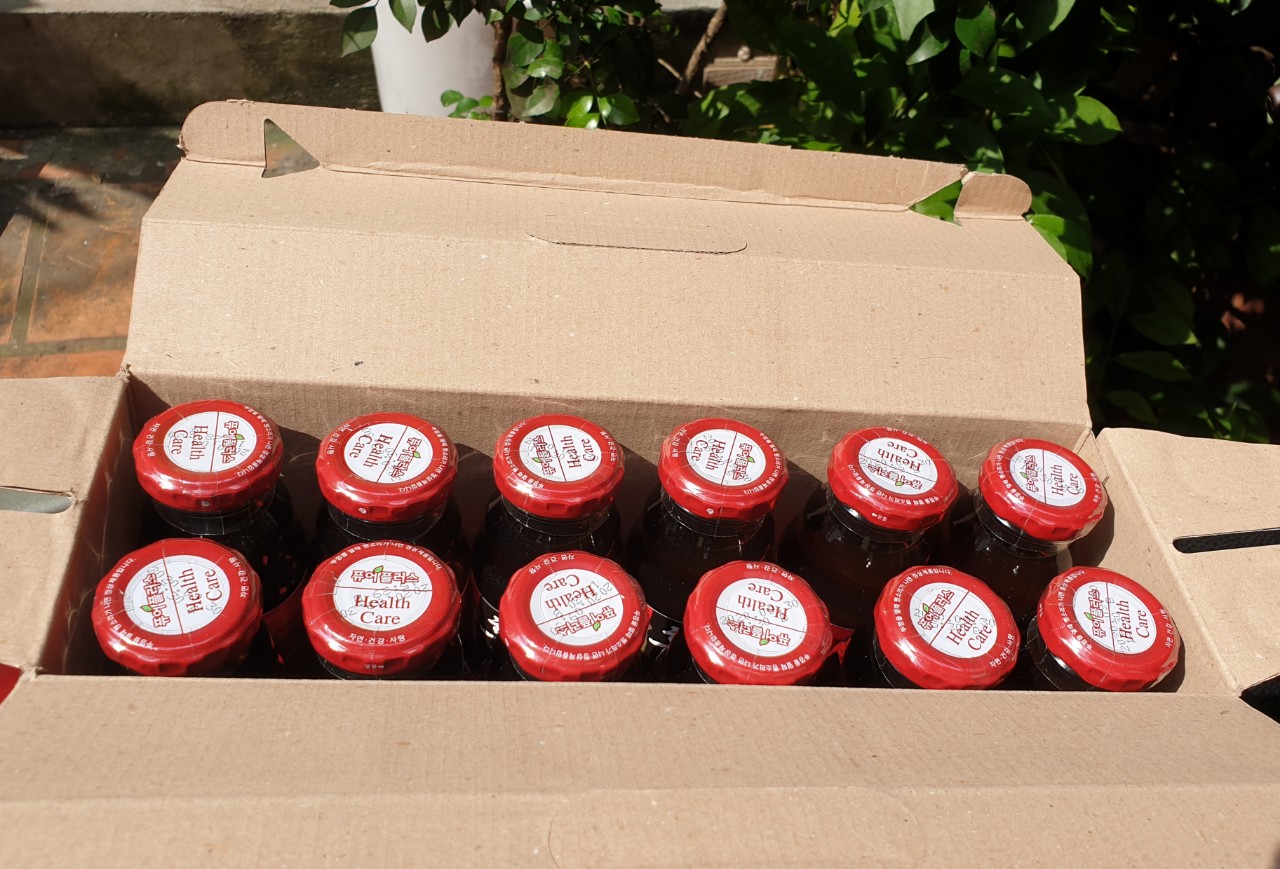 Hộp Nước Hồng Sâm Hoàng Đế Hàn Quốc (180ml x 12)