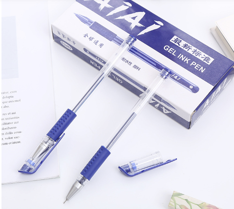 1 Cây Bút Bi Nước Thân Trơn AiAi