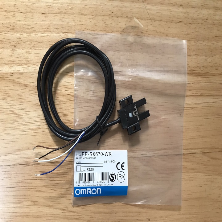 Cảm biến quang ee-sx670-wr