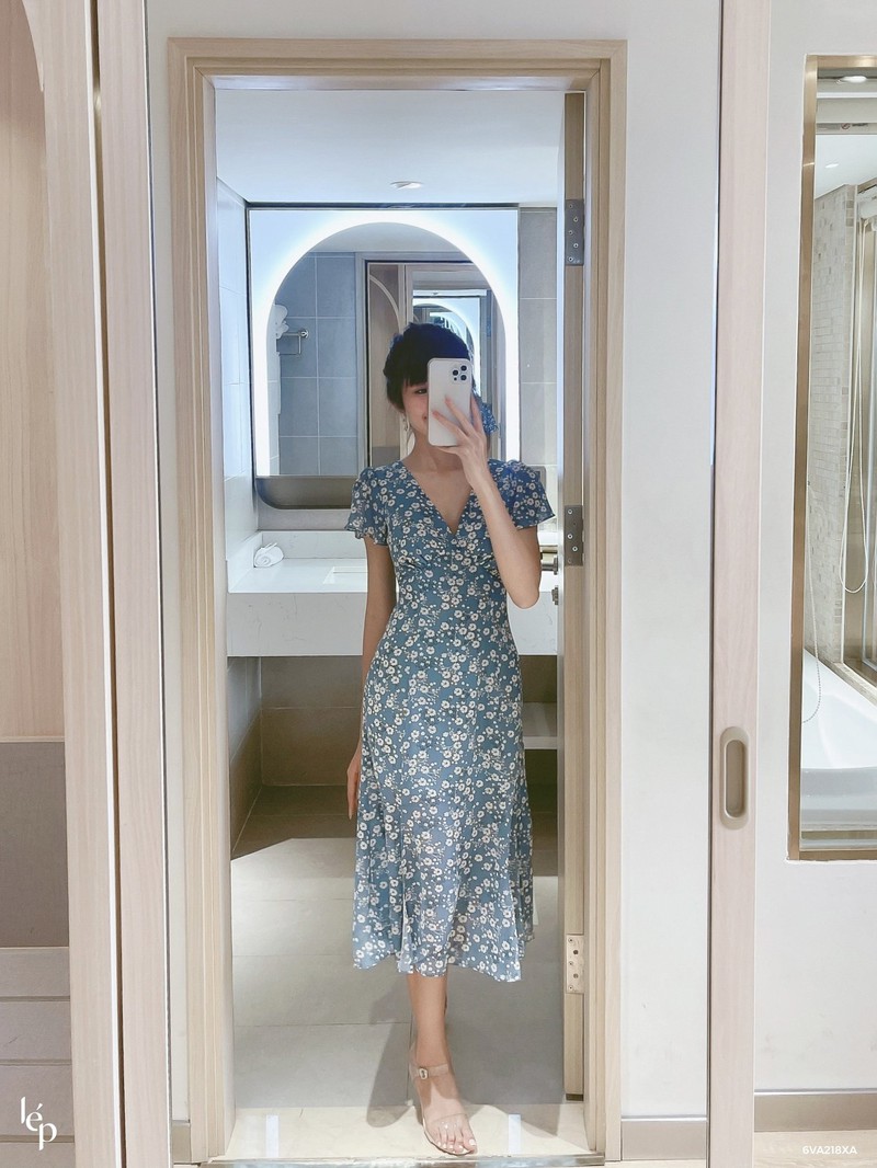 [HCM]ĐẦM MAXI HOA  CỔ TIM BLUE