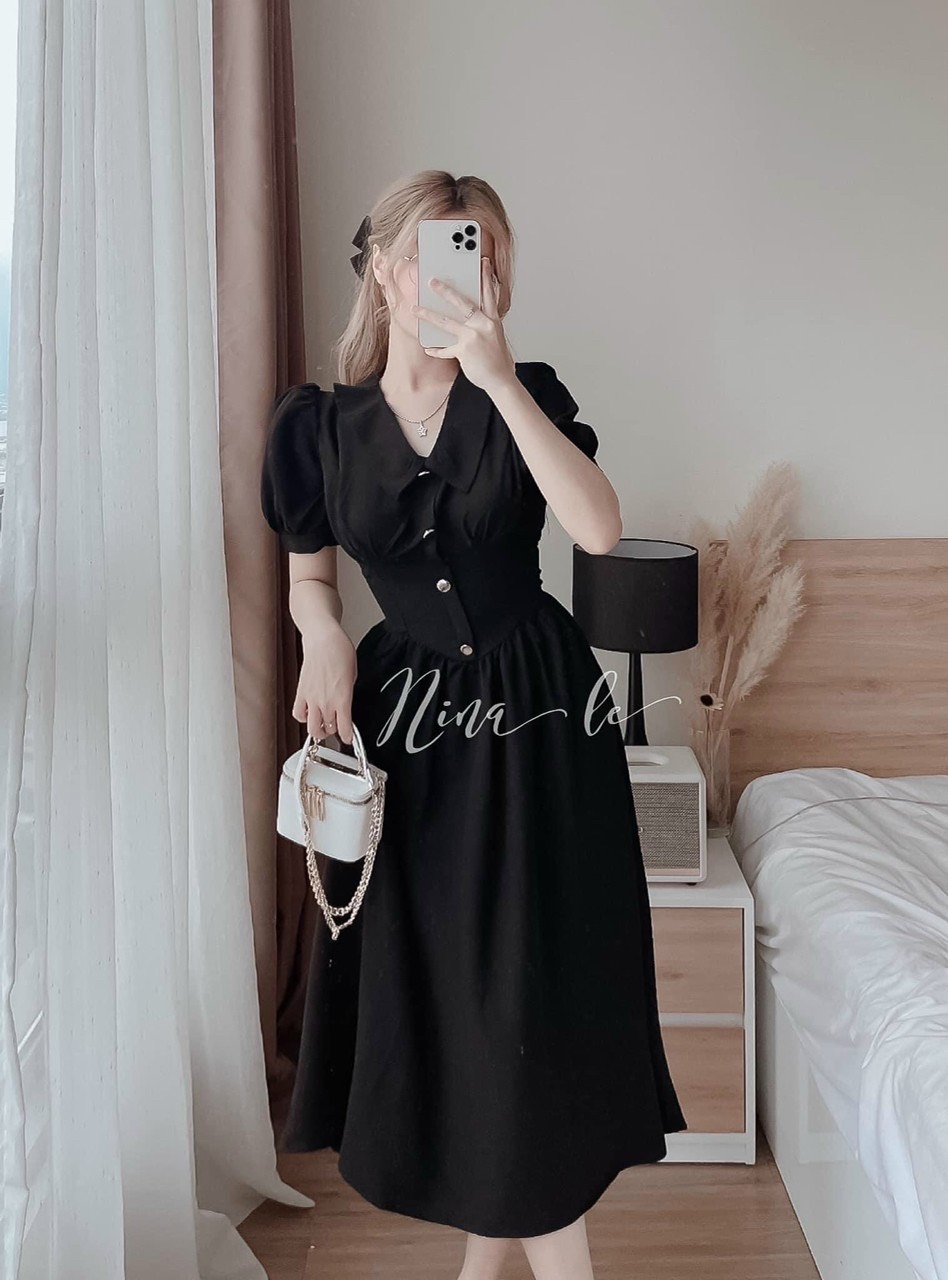 HOÀN TIỀN 15% - ĐẦM VINTAGE CỔ BÈO TAY PHỒNG DÁNG MAXI DÀI CỔ ĐIỂN ĐÍNH NÚT CHẤT VẢI UMI