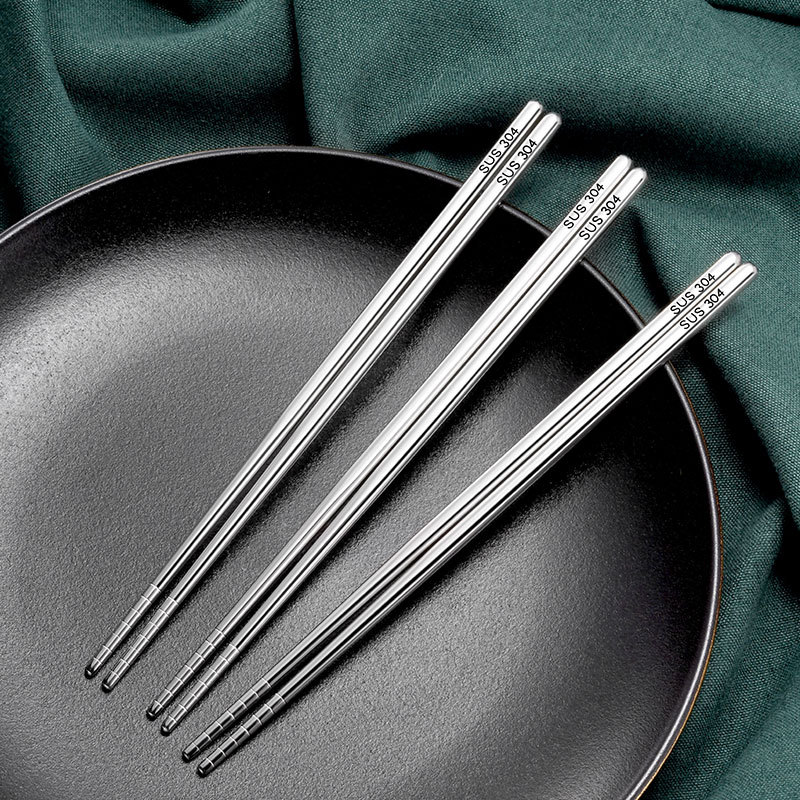 [HCM][ Bộ 5 đôi ] Đũa Inox 304 cao cấp khắc laser chống trượt ( bao bì xanh )