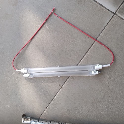 Heating Fan Light Bulb Is 18cm Long