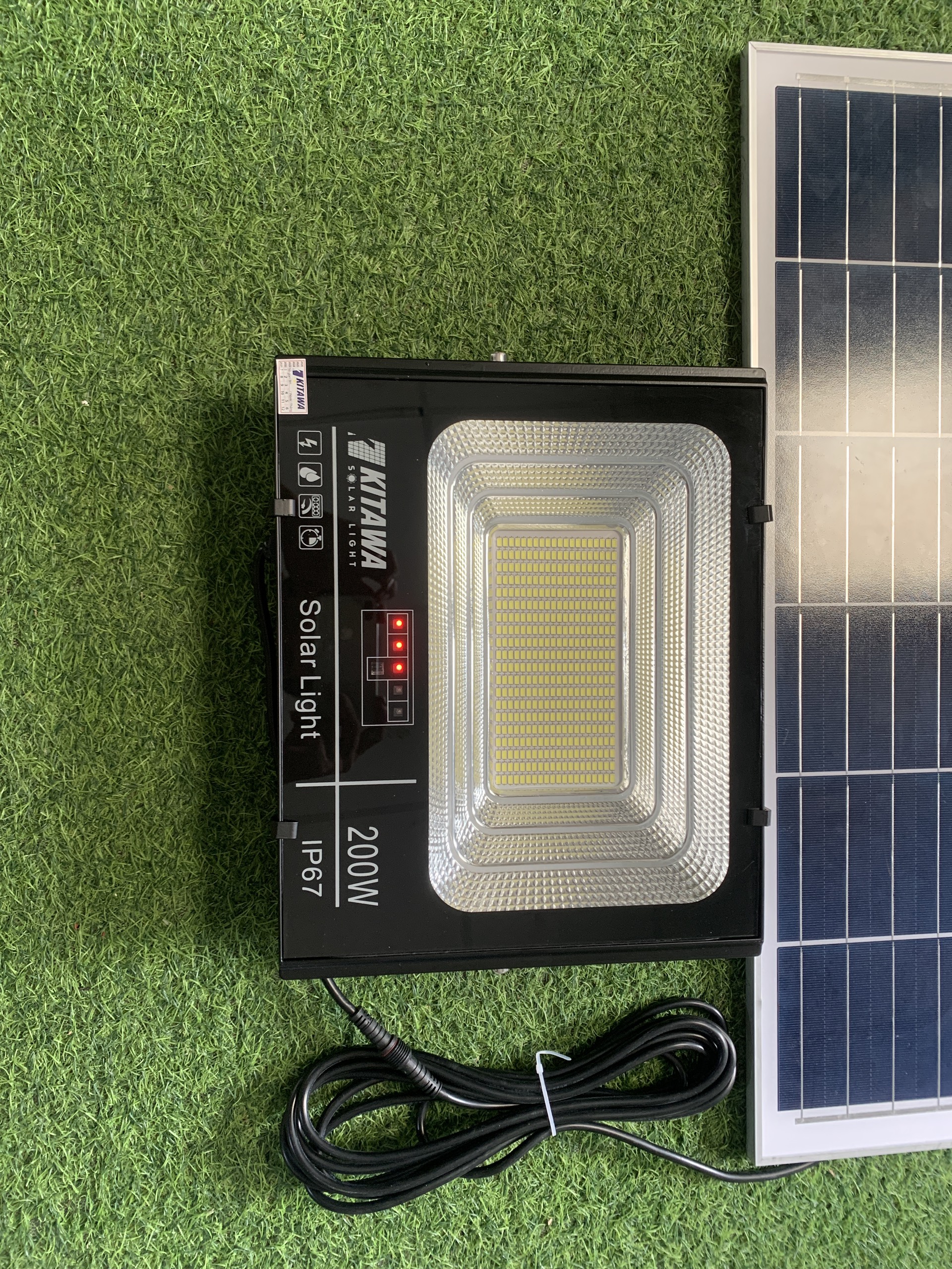DP1200 Đèn Pha Năng Lượng Mặt Trời Kitawa 200W Ip67