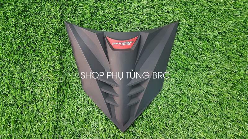 Ốp mặt nạ tem đỏ sơn màu xe WINNER X V2 2019 - 2021( 1 CÁI , có keo sẵn bên trong).