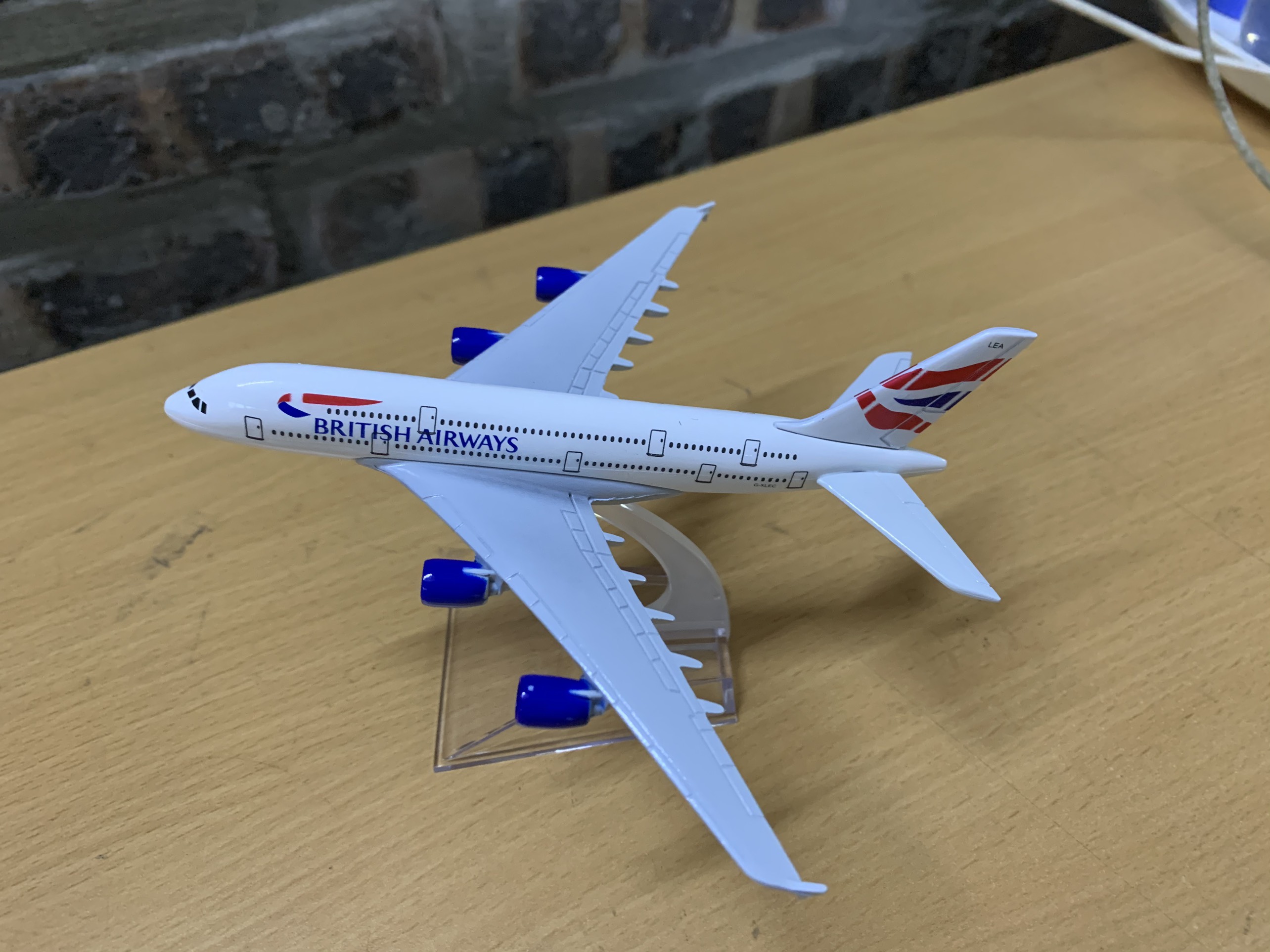 Mô hình máy bay British Airways 16cm