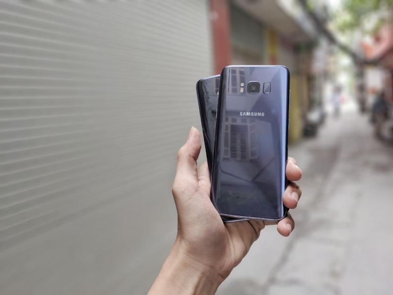 Điện thoại Samsung Galaxy S8 - đẹp zin 100% - tặng sạc cáp và que chọc sim