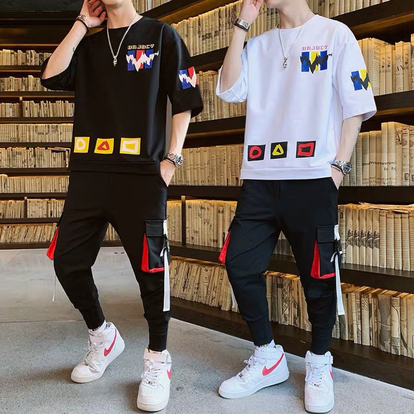 [Freeship MAX] Combo 02 Bộ Quần Áo Nam Thời Trang Áo Ngắn Tay Cổ Tròn Họa Tiết Tròn Tam Giác Ô Vuông Phối Quần Jogger Túi Hộp Có Dây Gài Cá Tính Sành Điệu Rich Man 2QA NAM RM107