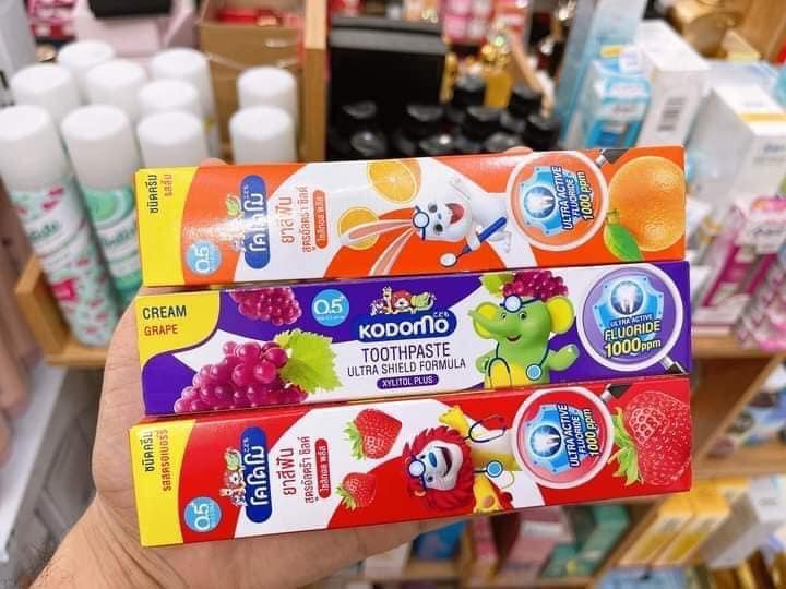 Kem đánh răng KODOMO thái lan 400g cho bé