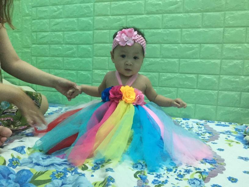 Đầm công chúa 7 sắc cầu vồng
