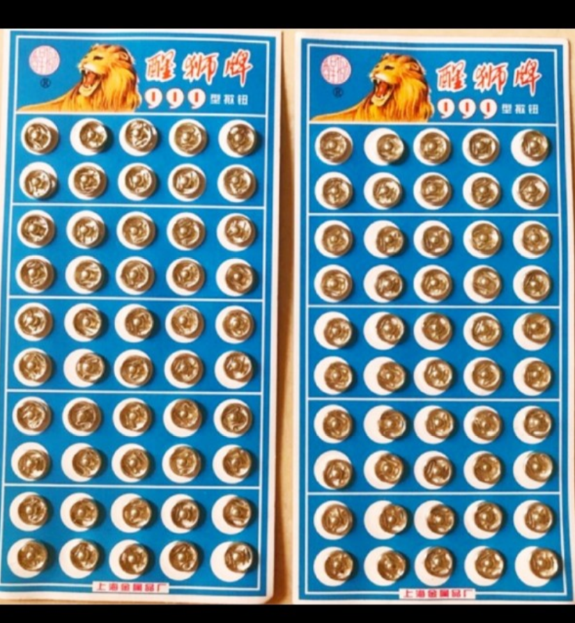Vỉ cúc bấm 50 cúc/vỉ