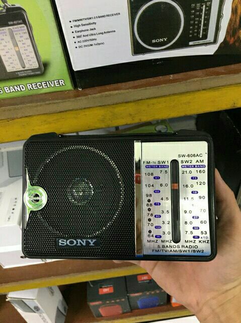 Đài radio FM Sony  SW606AC