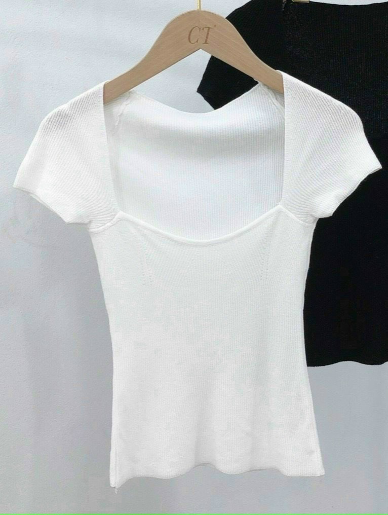Áo thun gân kiểu khoét sâu cổ tay tai thỏ nữ tính ttvv0020