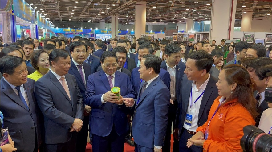 Thịt Xào Mắm Ruốc PTK lọ thủy tinh 450gr