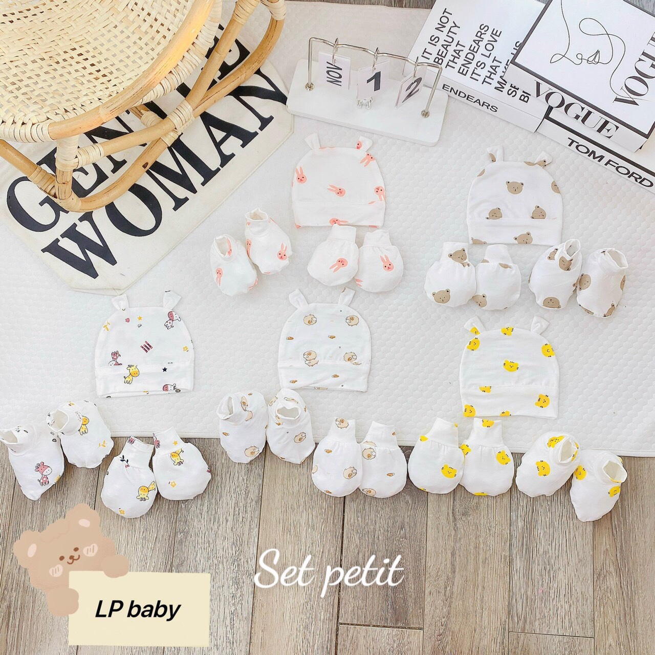 Sét mũ sơ sinh và bao tay bao chân thun lạnh petit mềm mại cho bé sm07