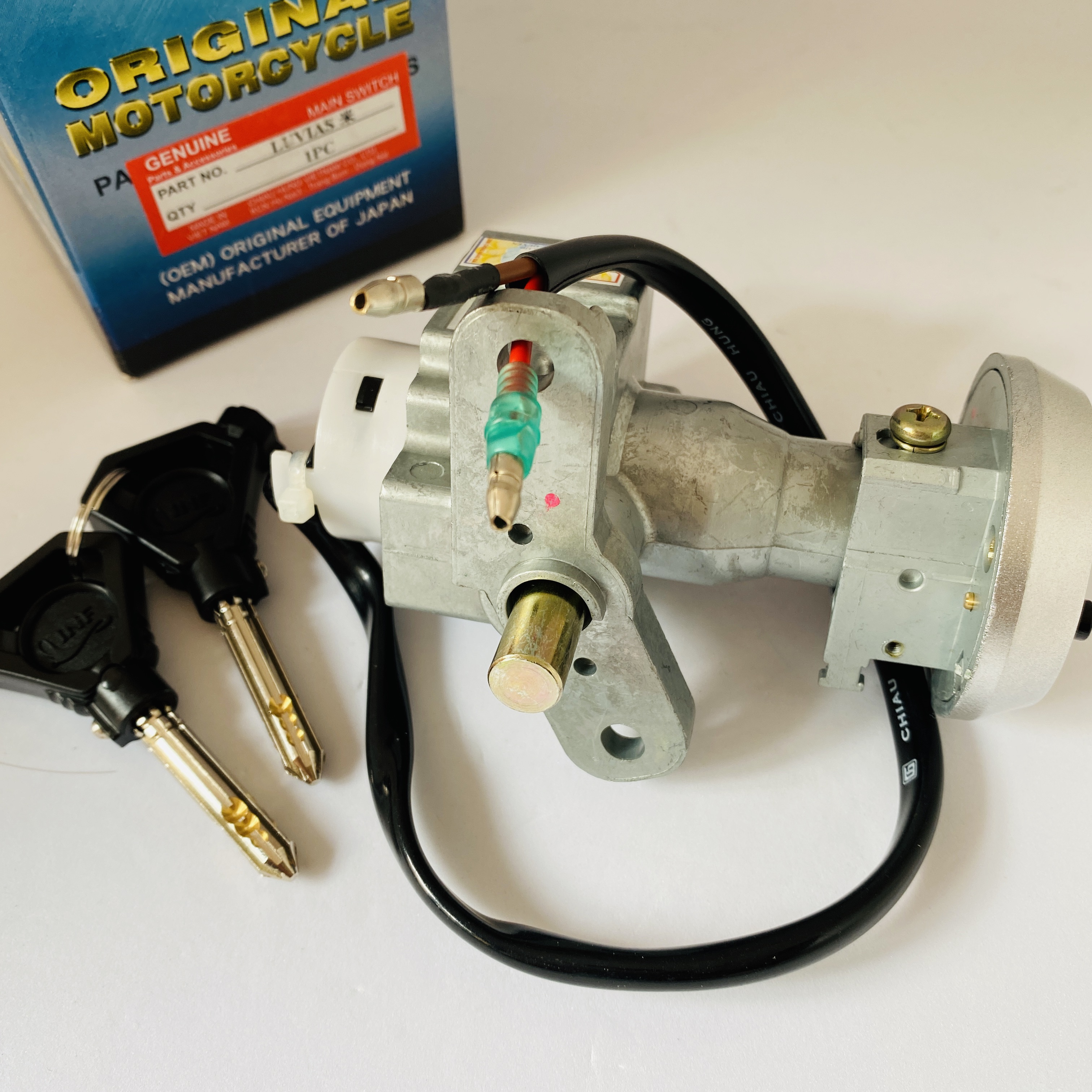 Ổ Khóa Từ 8 cạnh Yamaha Luvias