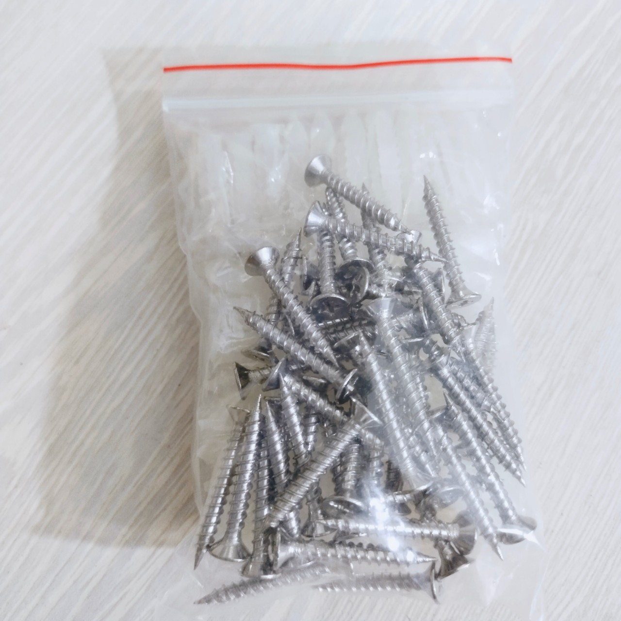 Vít Inox 3cm  kèm nở nhựa ( 1 túi ~ 50 vít)