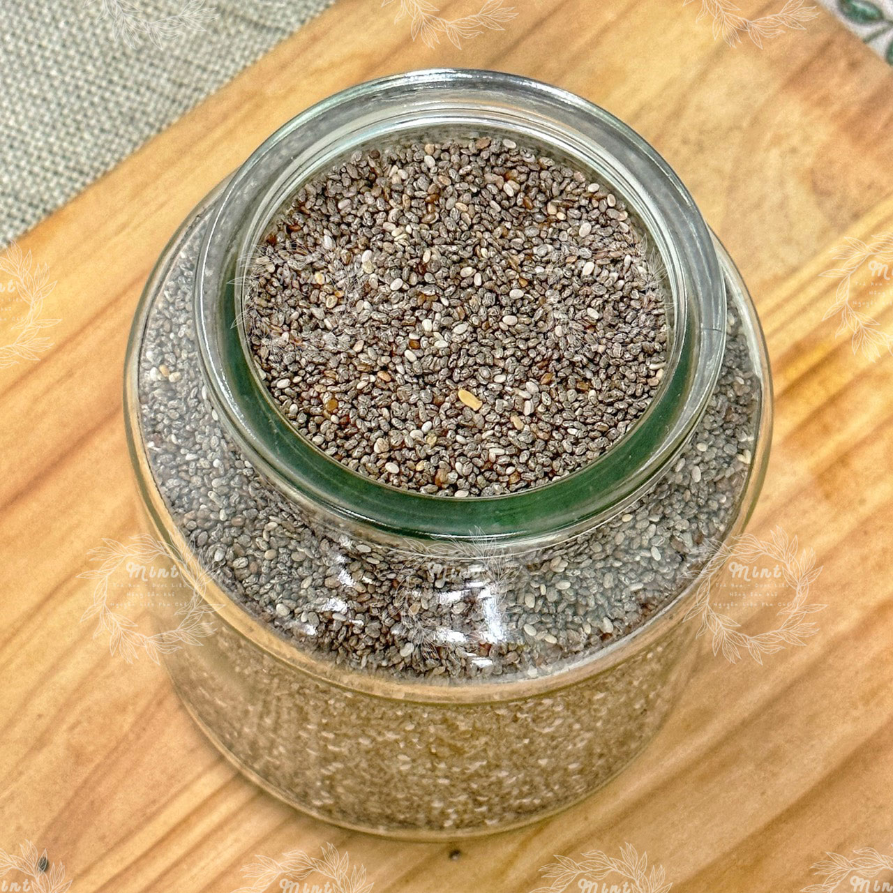 Hạt Chia Úc Absolute Chuẩn Organic (Hạt Chia Tím - Chia Seed - Hạt Salvia) - Túi 1kg