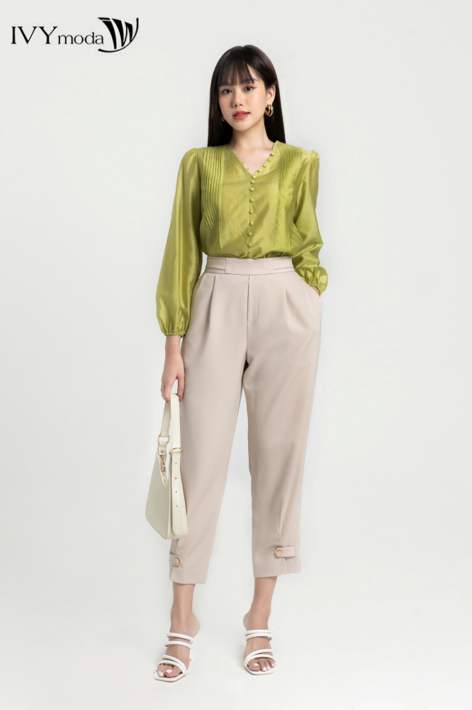 Áo sơ mi lụa phối nút IVY moda MS 17M8025