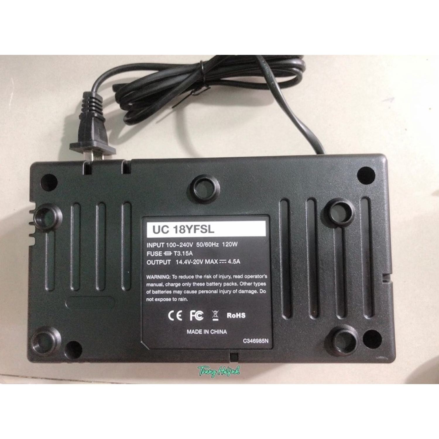 Sạc Hitachi 14.4v-18v Lion (UC 18YFSL )